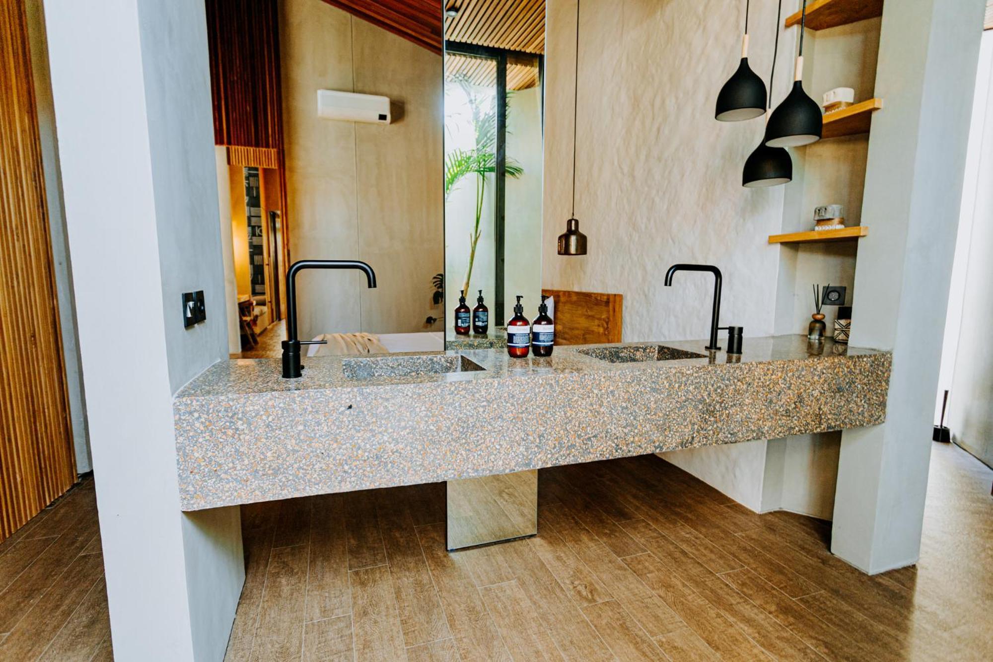 Villa Feh Bali By House Of Winds - Neo Tropical Eden Near Canggu Kerobokan Εξωτερικό φωτογραφία